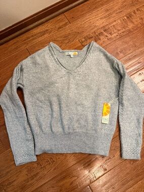 NWT cece sweater